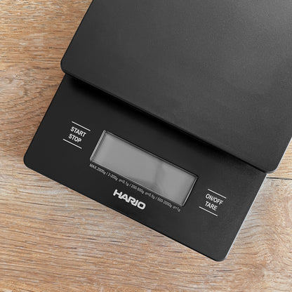 Hario V60 Drip Scale Kaffeewaage Zubereitung Zubehör - The Holy Cross Brewing Society
